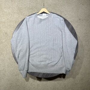 Champion Reverse Weave Crewneck Sweatshirt (Medium)